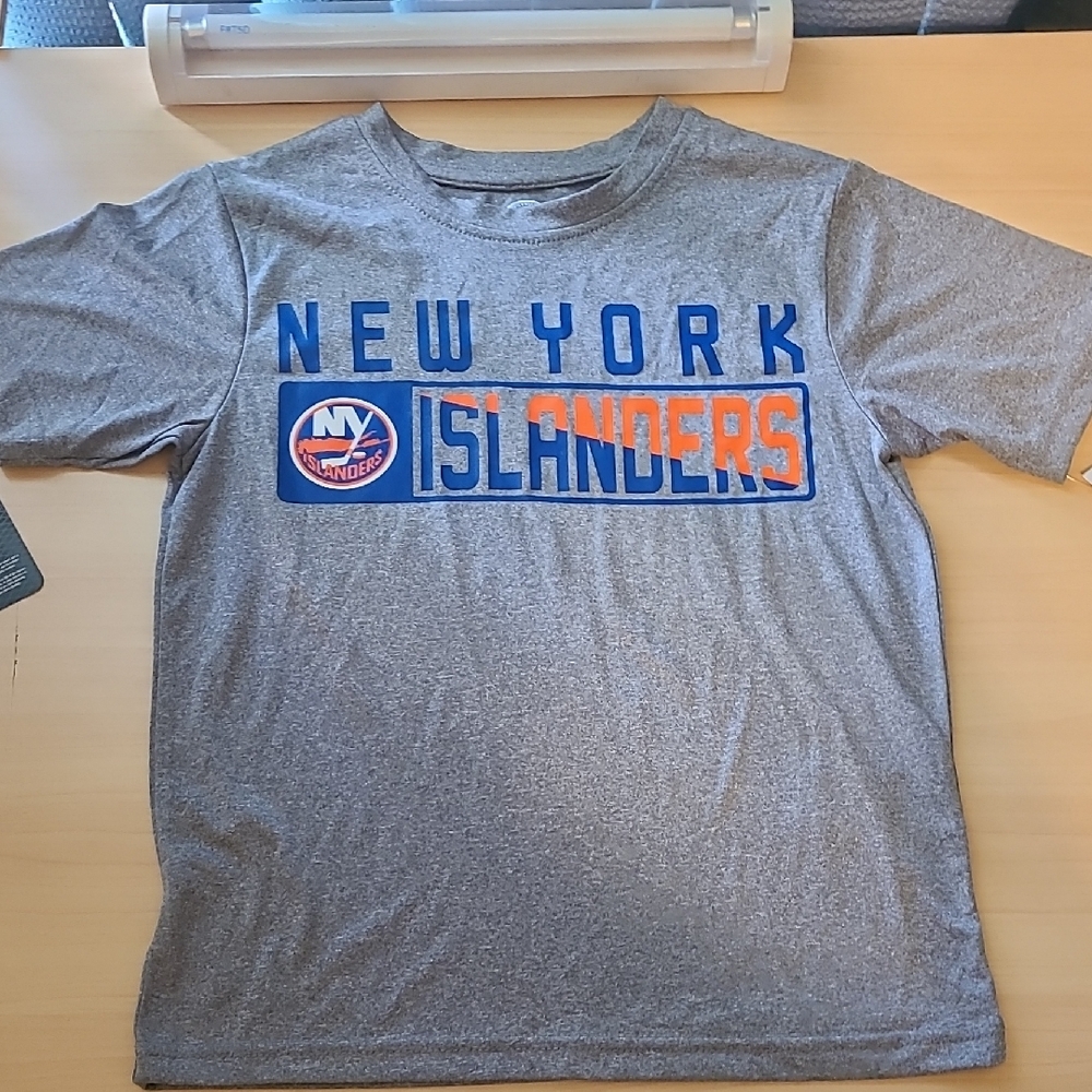 NHL New York Islanders Kids' Gray Tee with Blue and Orange Accents